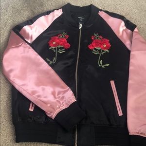 3/$25🌹🌺🌸 Cute Flower Floral Bomber Jacket